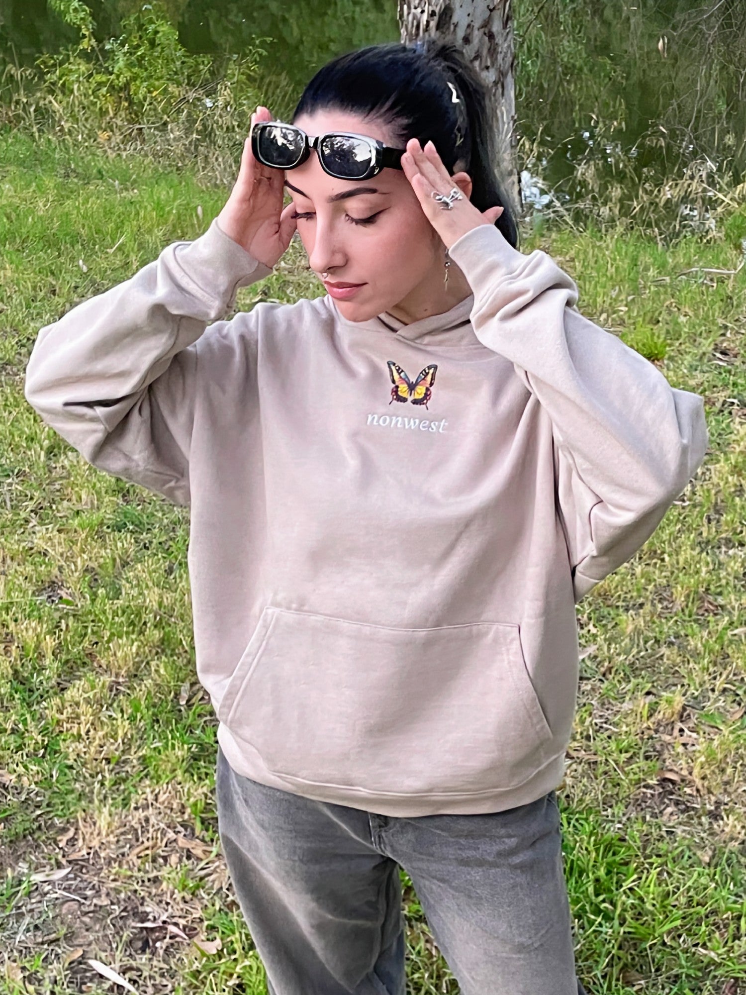 Hoodie Butterfly Taupe